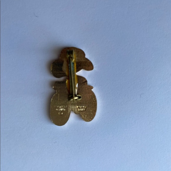 Vtg Peanuts Snoopy Biking Lapel Pin Dog Cloisonné Tie Tack Pin - Picture 2 of 2